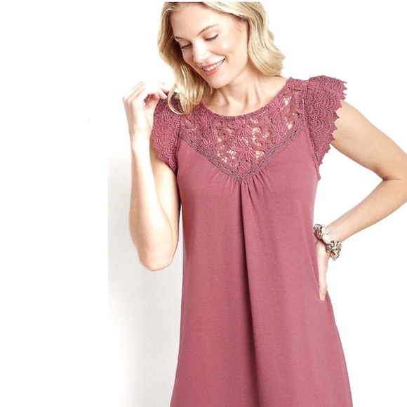 $19 SALE!!!! Magenta Crochet Sleeve Shift Dress - Picture 6 of 16